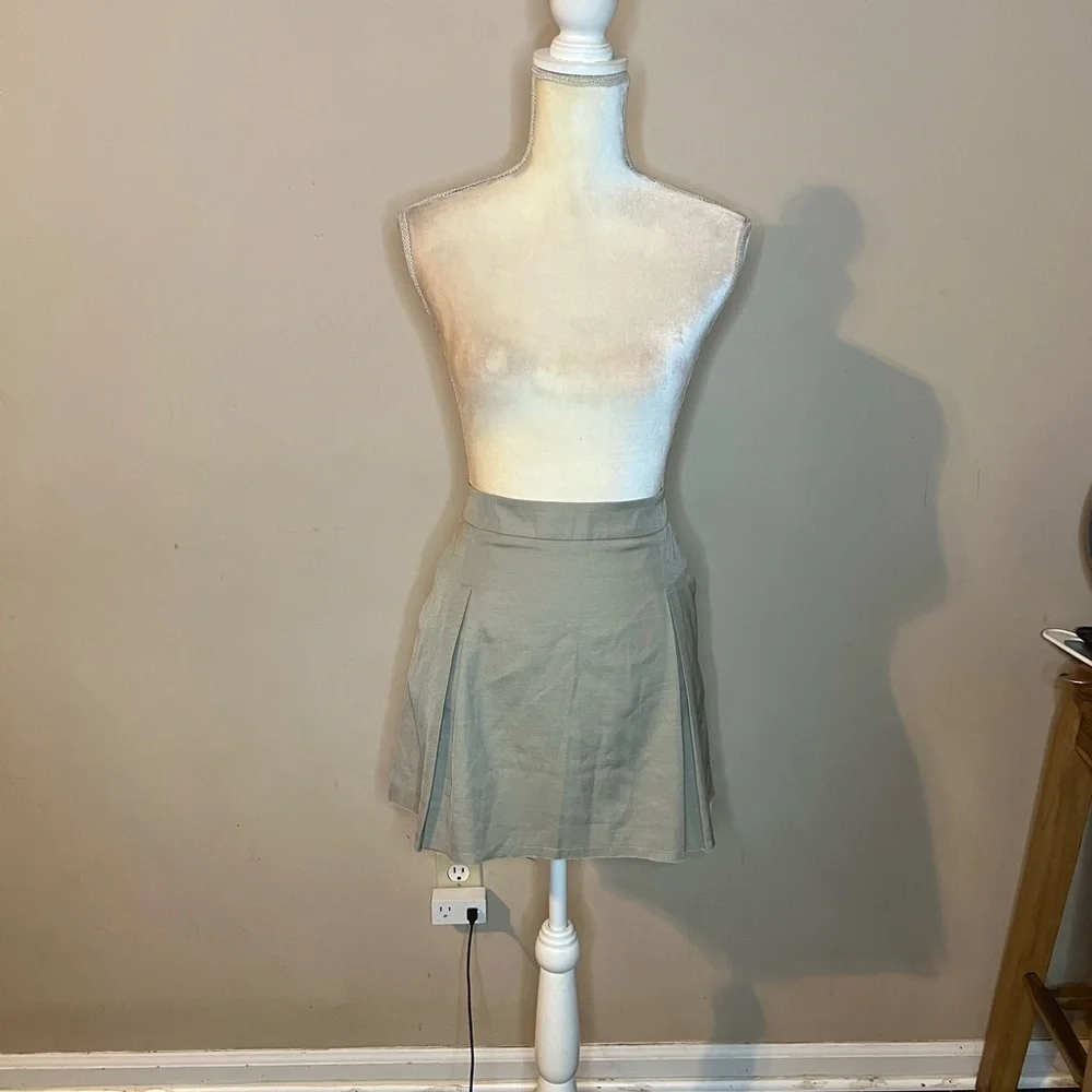 Topshop Beige Pleated Skirt